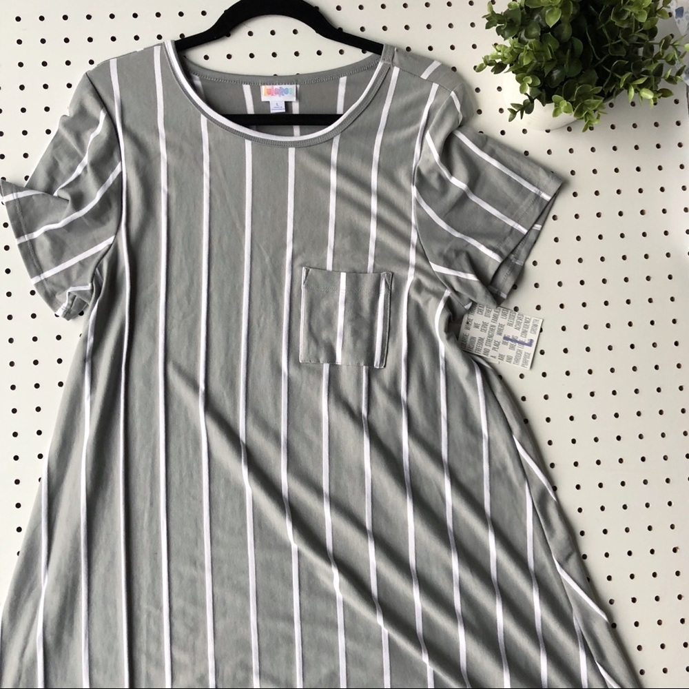 Simple L LuLaRoe Carly Swing gray stripe dress